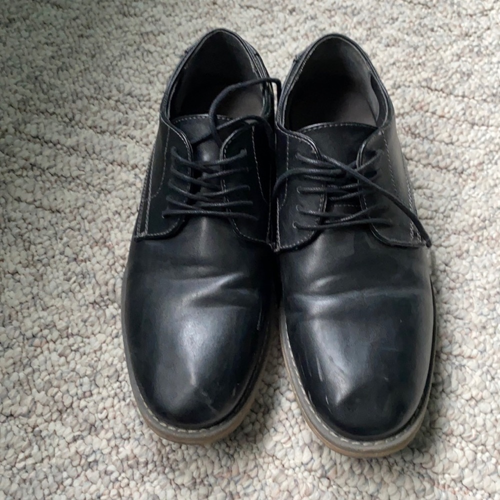 Big Boys/men’s black dress shoes